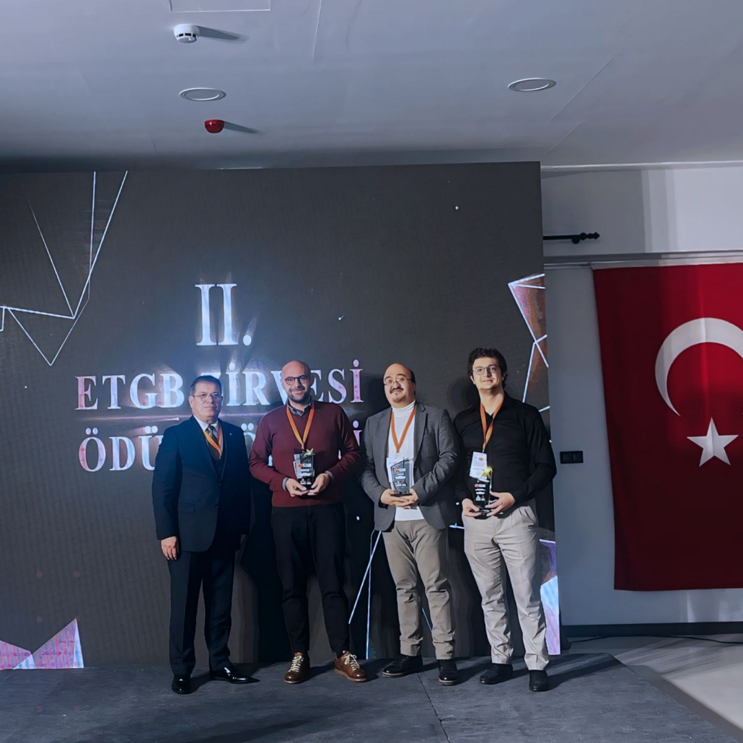 PITON Teknoloji, II.Eskişehir Teknoloji Geliştirme Zirvesi'nde Ödül Aldı